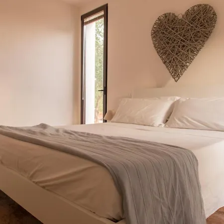 Sleeps 6 Pool Wifi *
